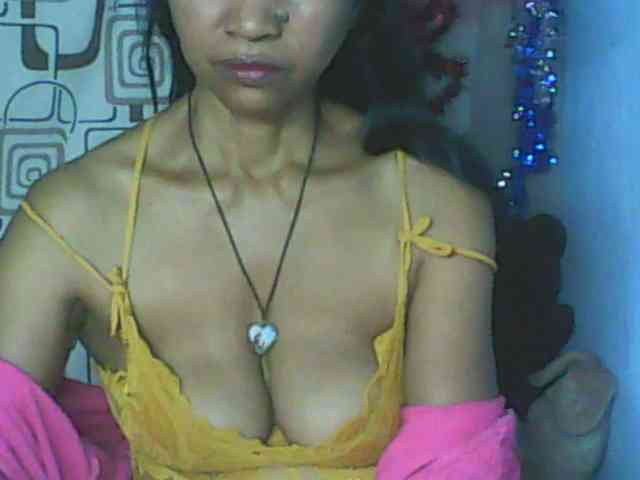 Cute0403 webcam