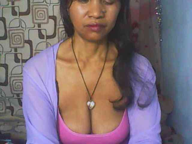 Cute0403 webcam