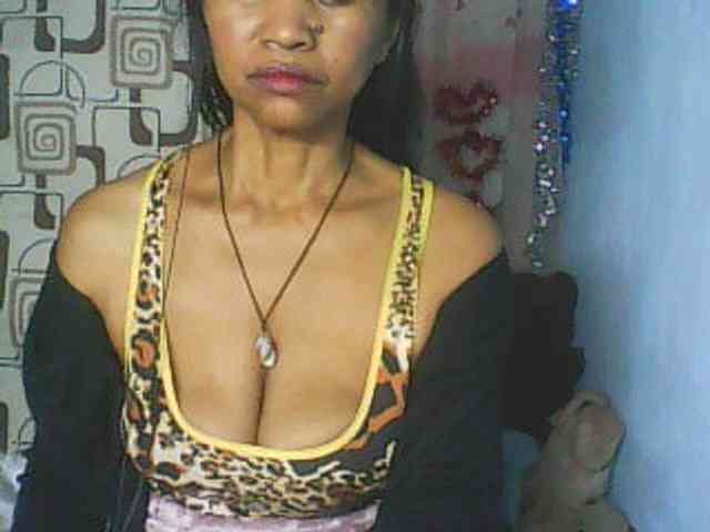 Cute0403 webcam