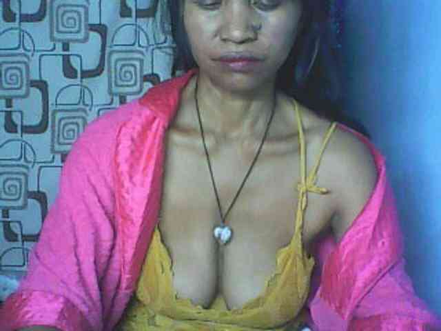 Cute0403 webcam