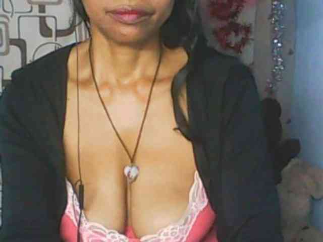 Cute0403 webcam
