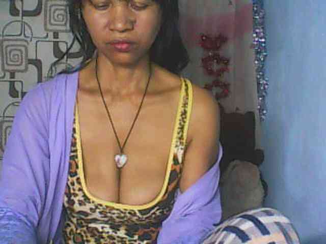 Cute0403 webcam