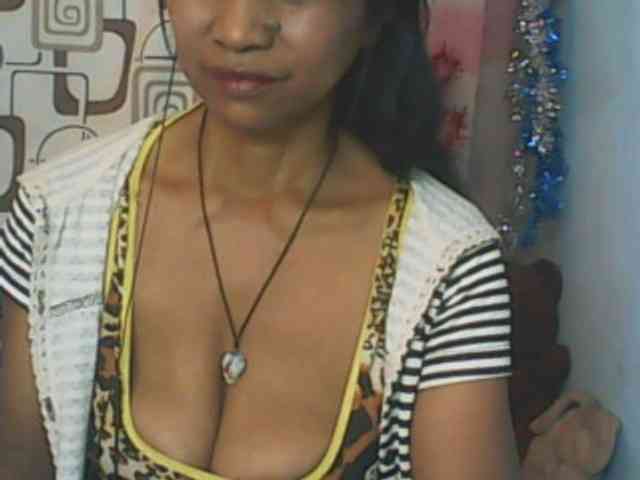 Cute0403 webcam