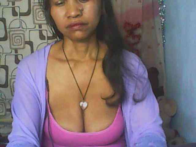 Cute0403 webcam
