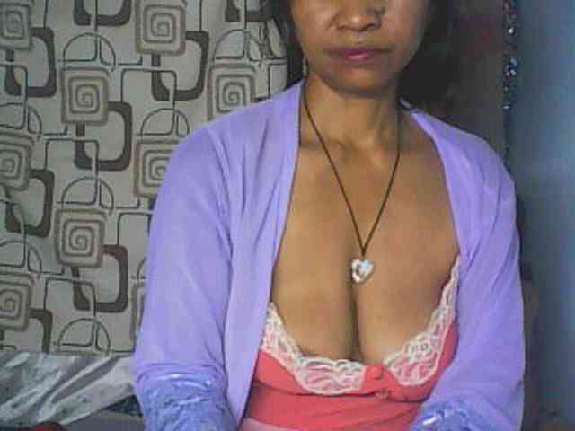 Cute0403 webcam