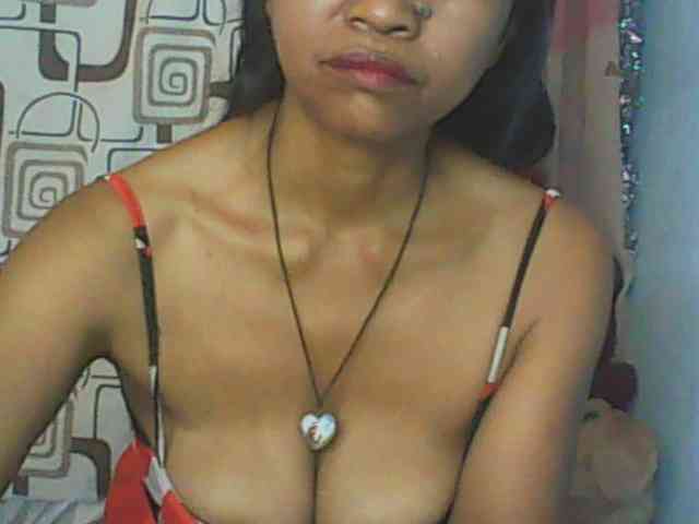 Cute0403 webcam