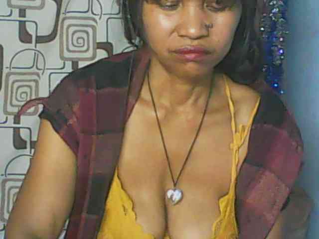 Cute0403 webcam