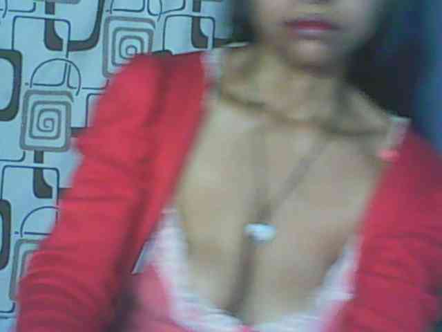 Cute0403 webcam