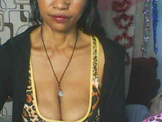 Cute0403 webcam