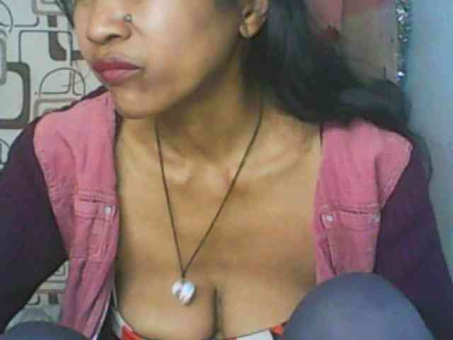 Cute0403 webcam