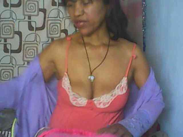 Cute0403 webcam