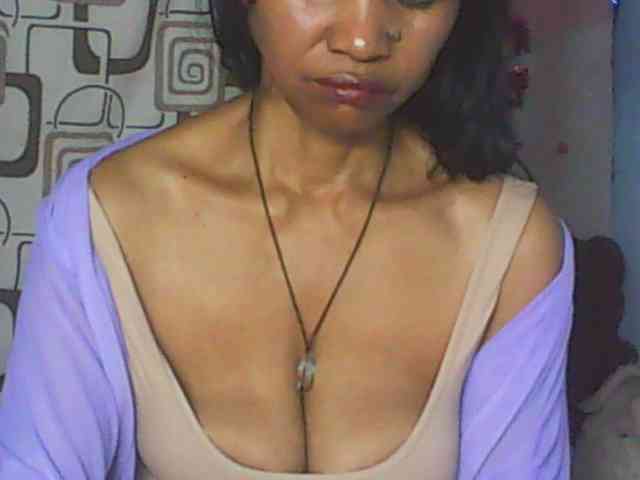 Cute0403 webcam
