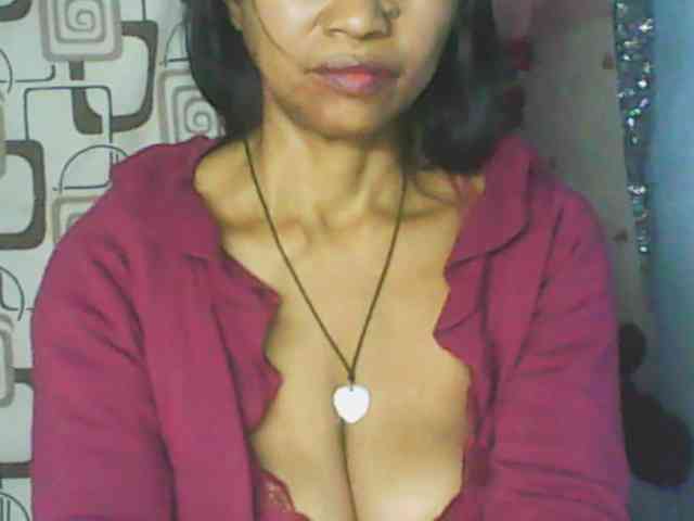 Cute0403 webcam