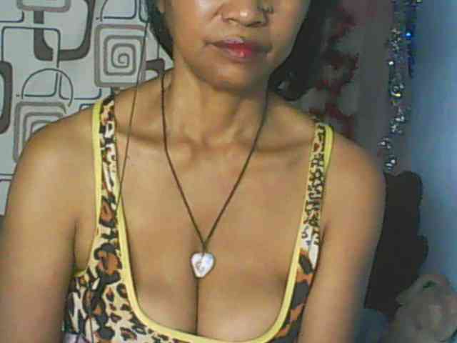 Cute0403 webcam