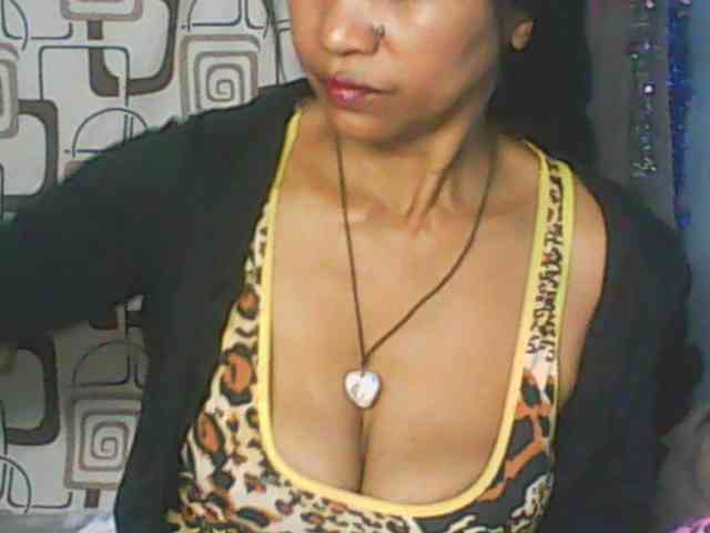 Cute0403 webcam