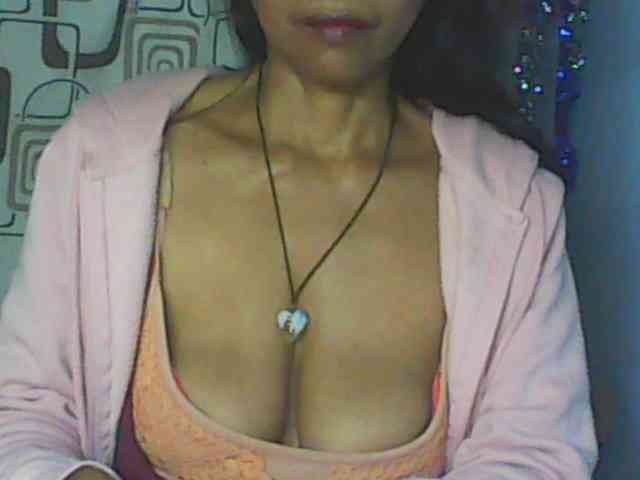 Cute0403 webcam