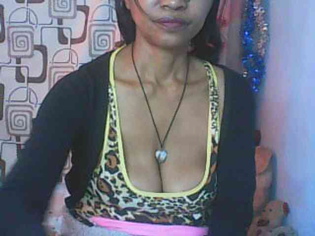 Cute0403 webcam