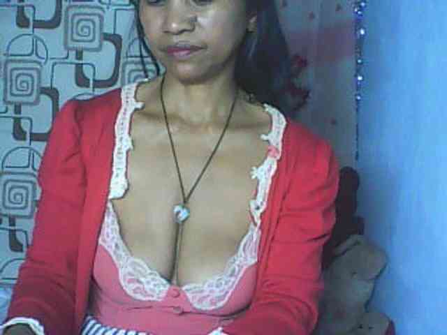Cute0403 webcam