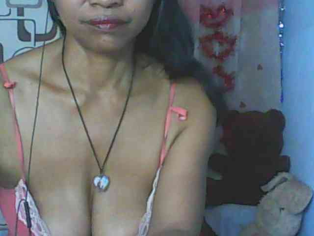 Cute0403 webcam