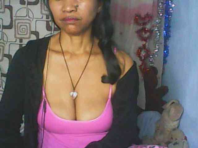 Cute0403 webcam