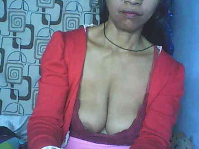 Cute0403 webcam
