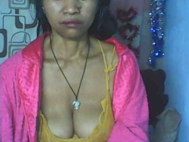 Cute0403 webcam