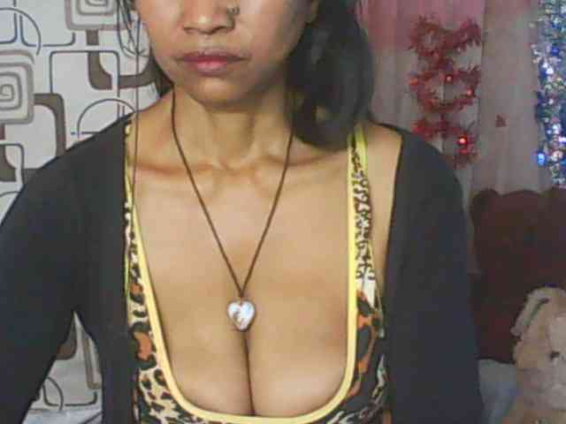 Cute0403 webcam