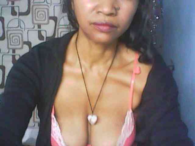 Cute0403 webcam