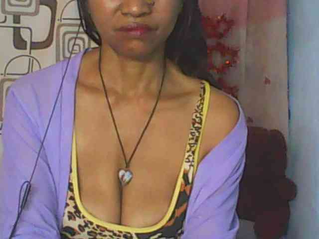 Cute0403 webcam