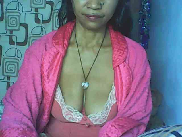 Cute0403 webcam