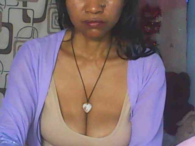 Cute0403 webcam