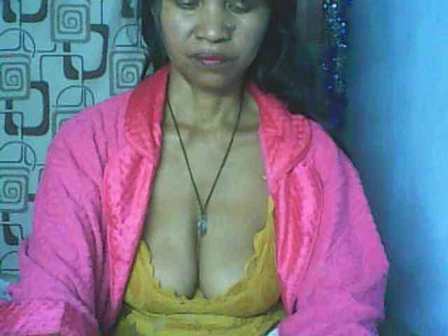 Cute0403 webcam