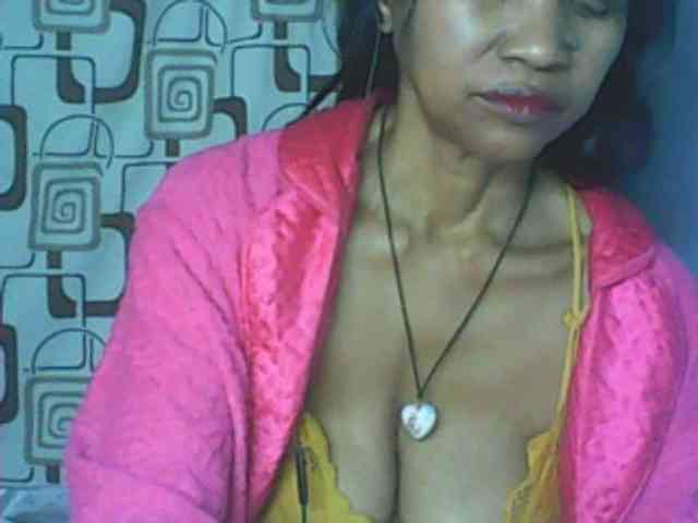Cute0403 webcam
