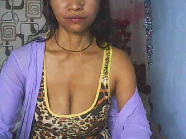 Cute0403 webcam