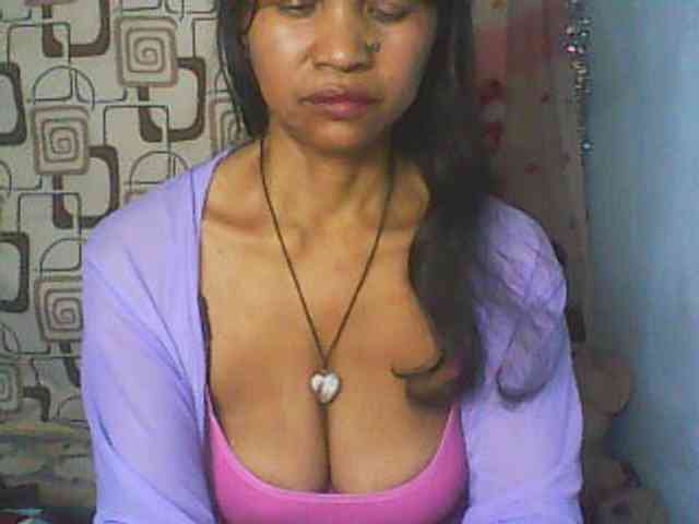 Cute0403 webcam