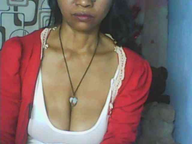 Cute0403 webcam