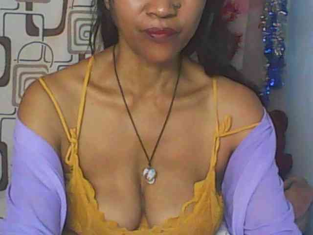 Cute0403 webcam