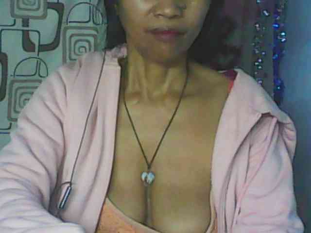 Cute0403 webcam