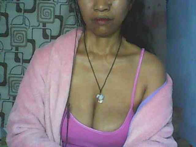 Cute0403 webcam