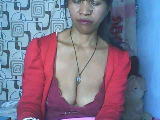 Cute0403 webcam