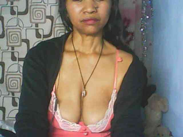 Cute0403 webcam