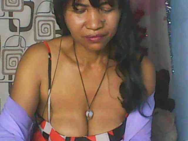 Cute0403 webcam