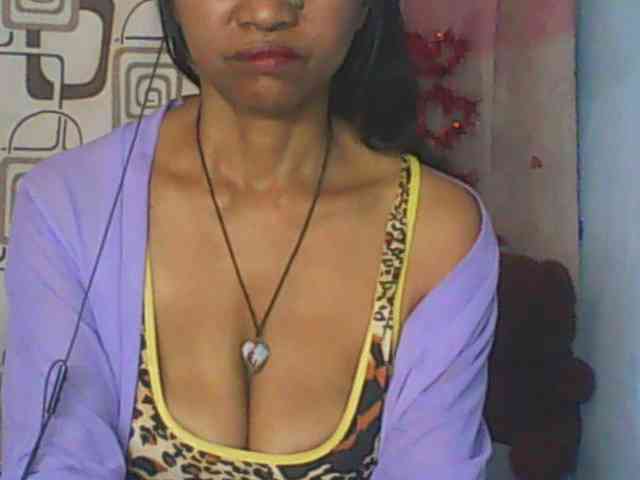 Cute0403 webcam