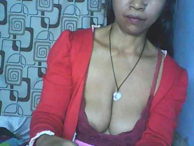 Cute0403 webcam