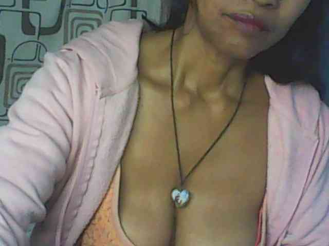 Cute0403 webcam
