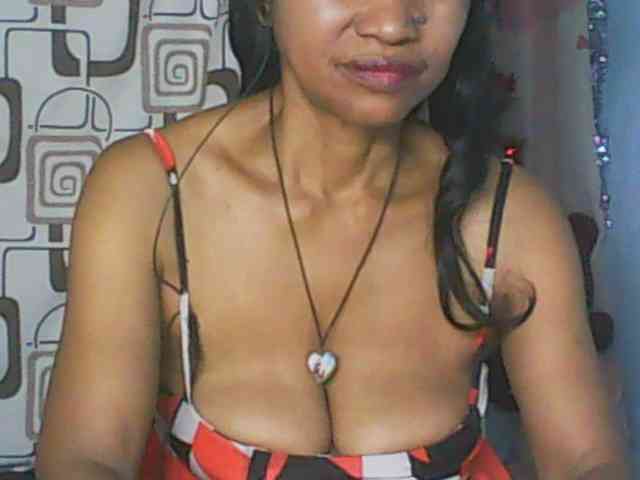 Cute0403 webcam