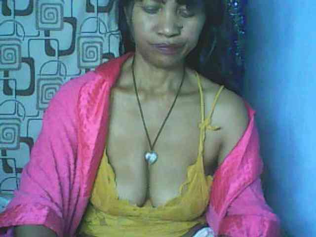Cute0403 webcam