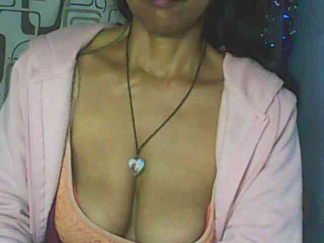 Cute0403 webcam