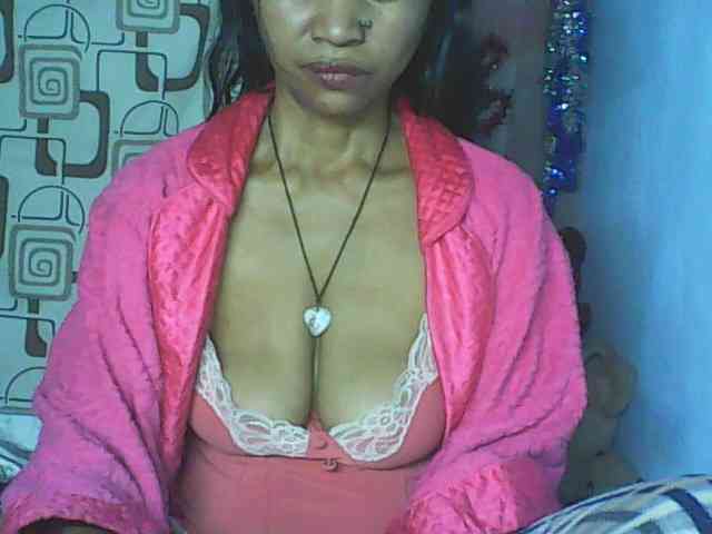 Cute0403 webcam