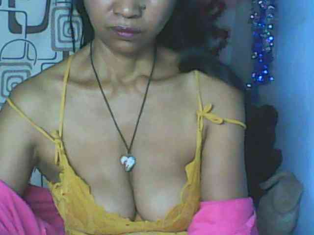 Cute0403 webcam